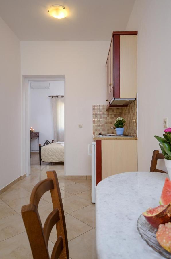 Gaitani Apartments Plaka Naxos Mikri Vigla Exterior foto