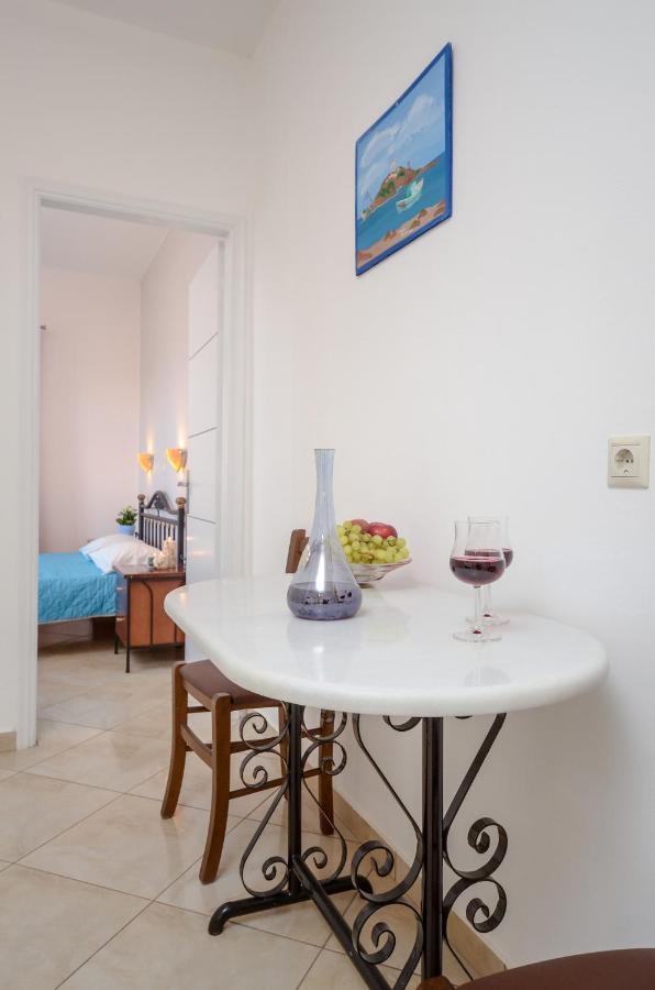 Gaitani Apartments Plaka Naxos Mikri Vigla Exterior foto